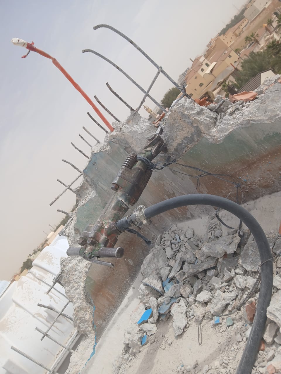 مقاول هدم وتكسير في البريدة